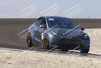 media/Nov-08-2025-Speed Ventures (Sat) [[1c7a6332f5]]/TC B/Session 2 (Turn 2)/